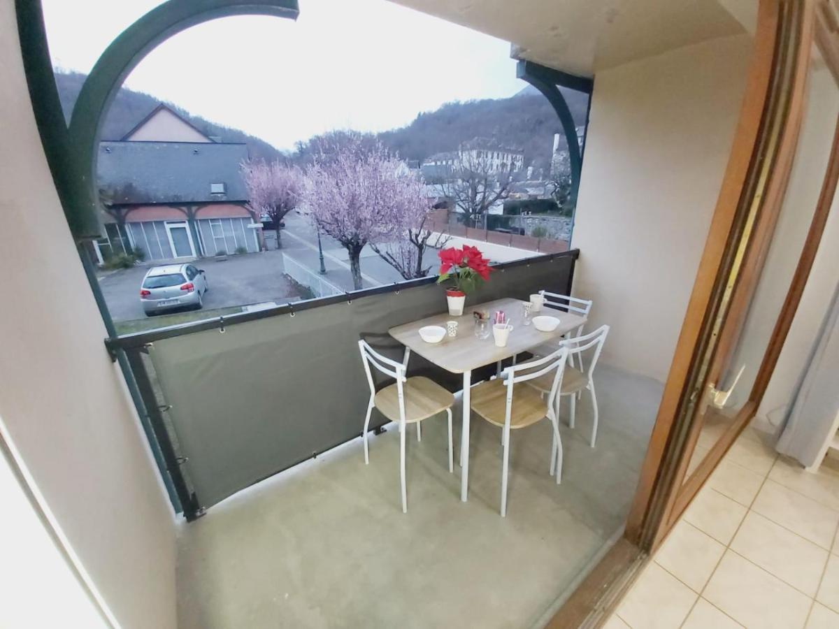 Appartement T2 avec balcon à Argelès Gazost Exterior foto