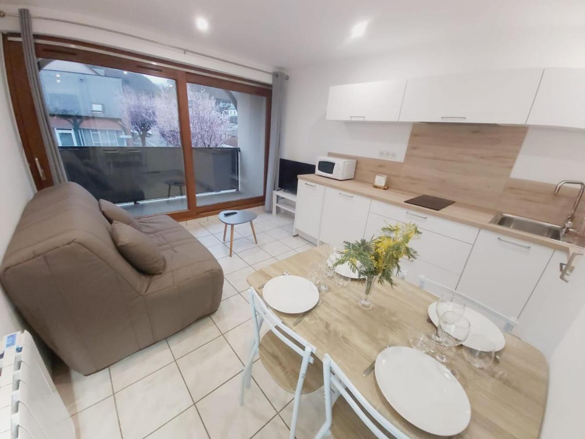 Appartement T2 avec balcon à Argelès Gazost Exterior foto