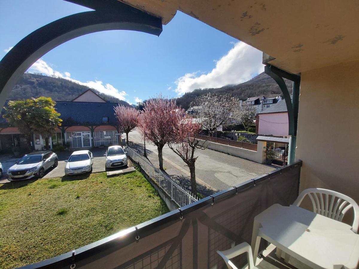 Appartement T2 avec balcon à Argelès Gazost Exterior foto